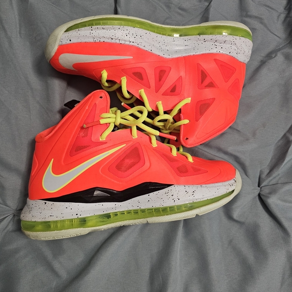 Nike Kids Neon Pink and Lime Green Sneakers - Picture 1 of 4